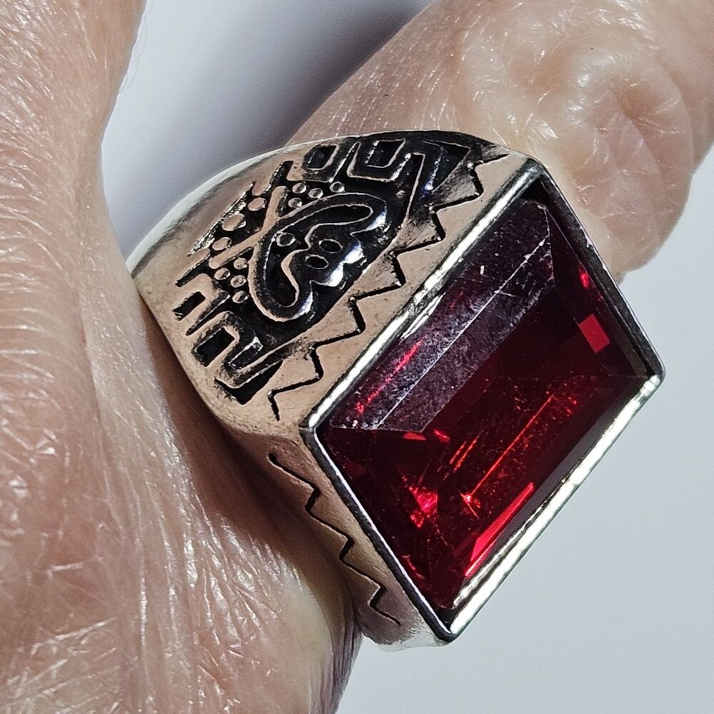 Silver Tone Red Rectangular Faceted Rhinestone Ring Size 11.5 - Picture 6 of 13